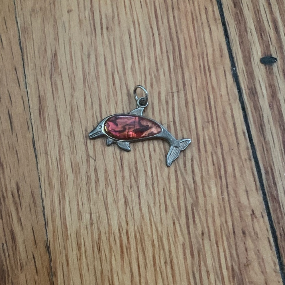 Y2K Faux Amber Dolphin Pendent/ Charm - Picture 3 of 4